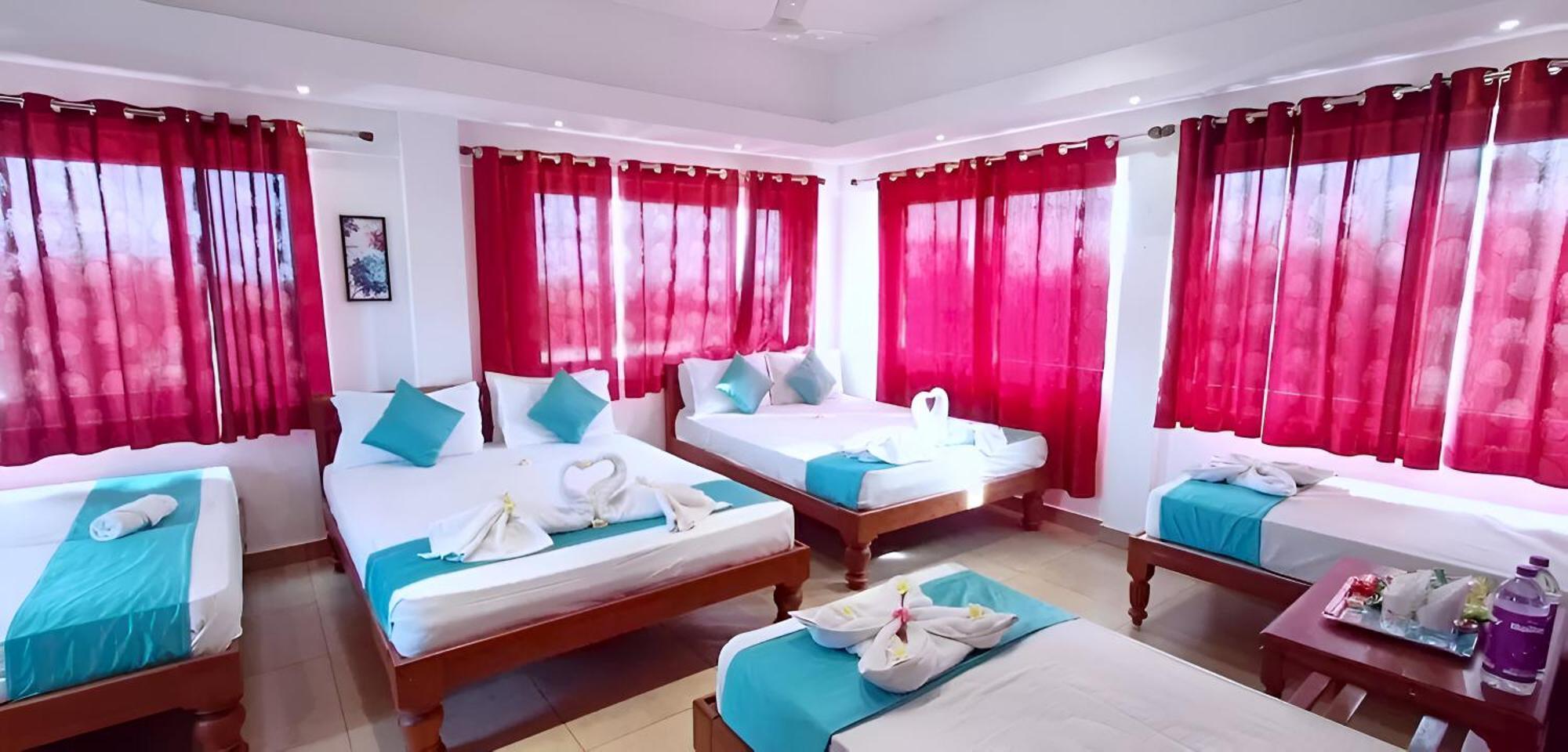 Le Holiday Inn Pondicherry Exterior photo