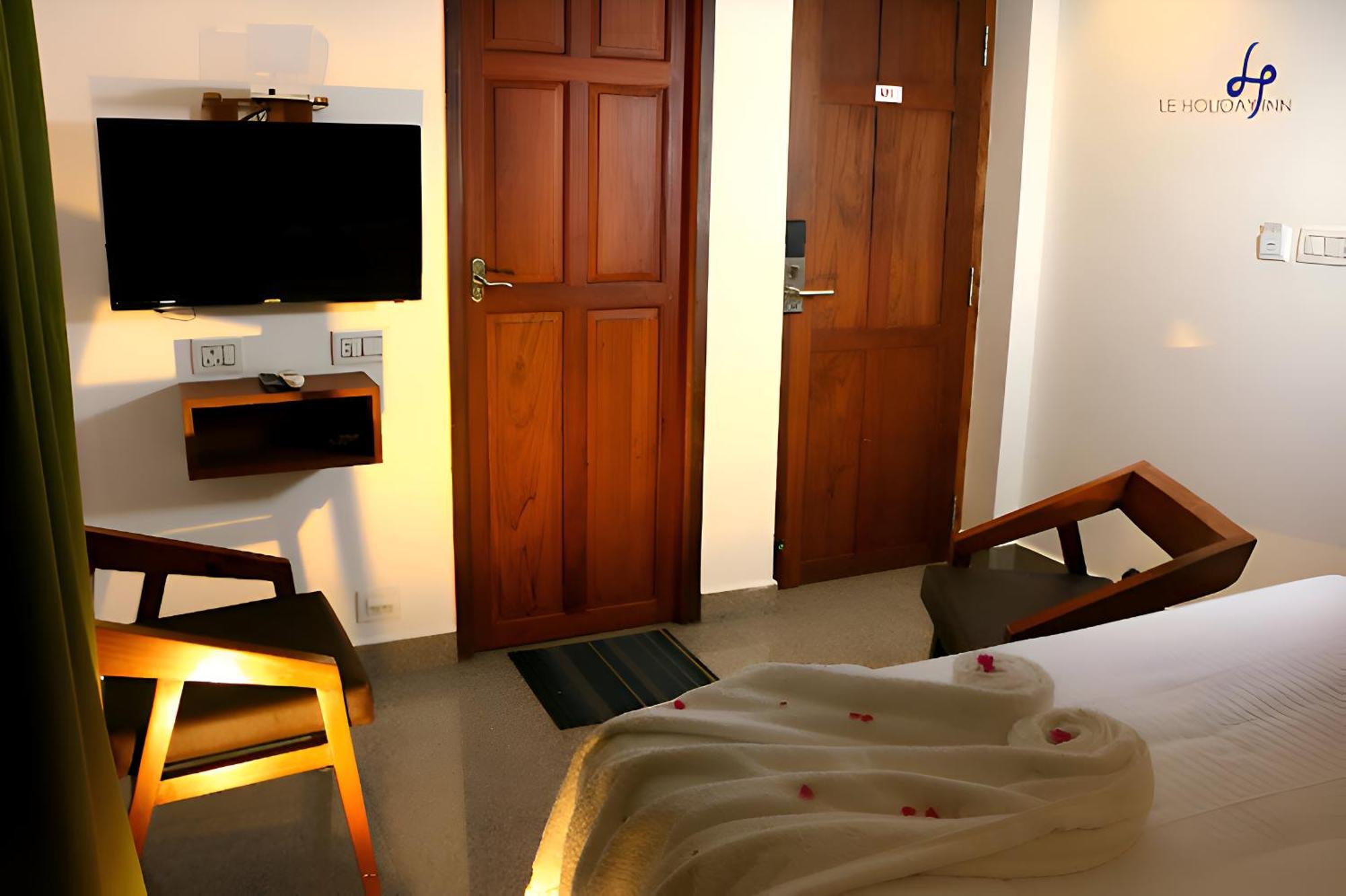 Le Holiday Inn Pondicherry Exterior photo
